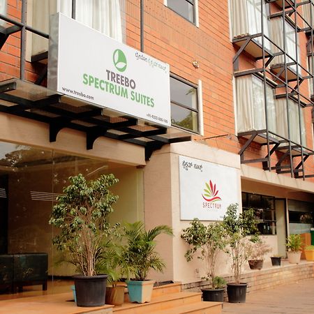 Treebo Trend Spektrum Suites Maiçor Exterior foto