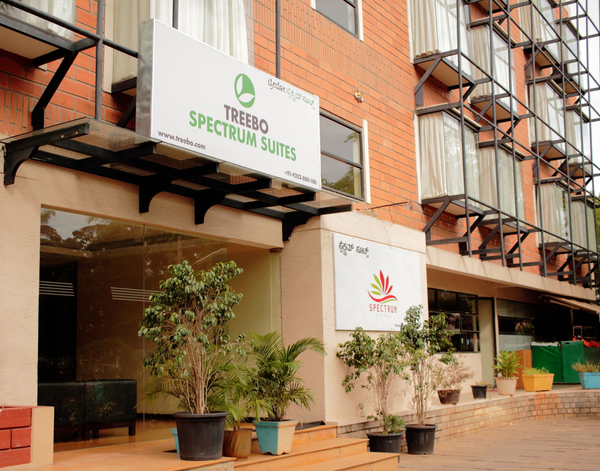 Treebo Trend Spektrum Suites Maiçor Exterior foto